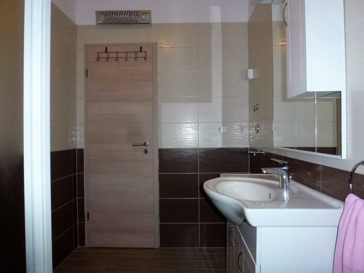Apartmani Slavica 시베니크 외부 사진