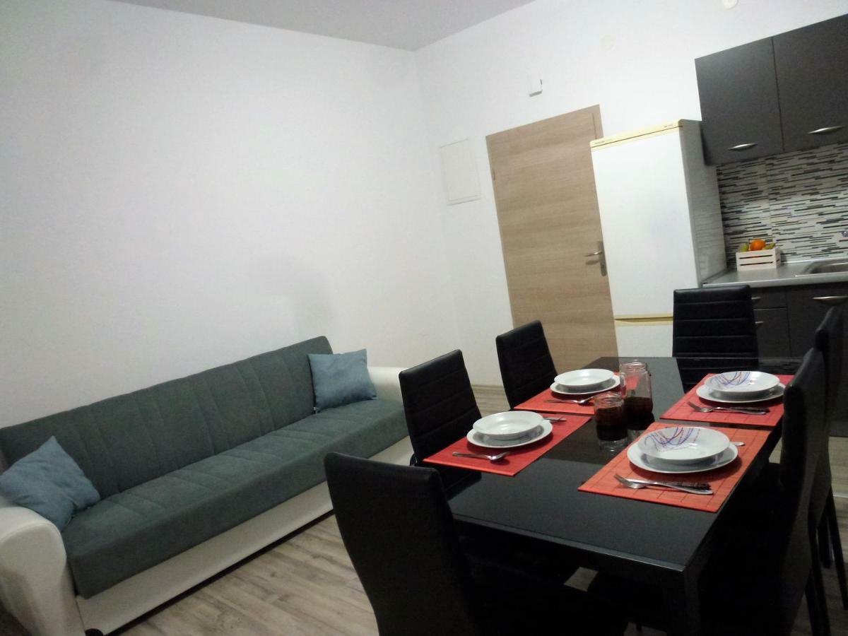 Apartmani Slavica 시베니크 외부 사진